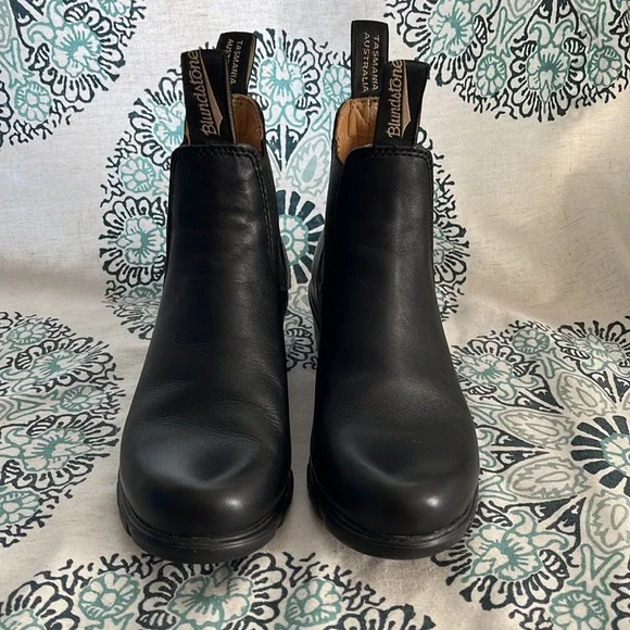Blundstone Black Leather Heeled Boots size 6US, 36EU, 3UK - Picture 7 of 7